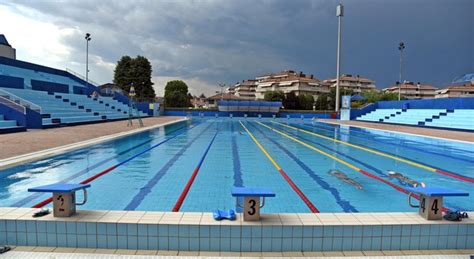 piscina santa bona prezzi|N